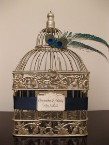 http://www.decoholic.org/2012/08/01/singing-bird-cage-clock/